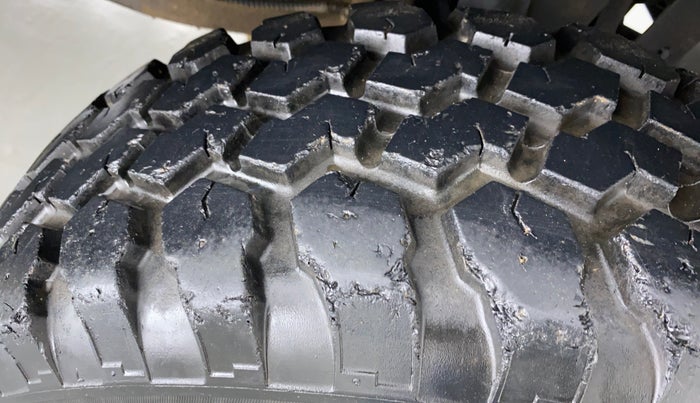 2017 Mahindra Thar CRDE 4X4 BS IV, Diesel, Manual, 15,231 km, Right Front Tyre Tread