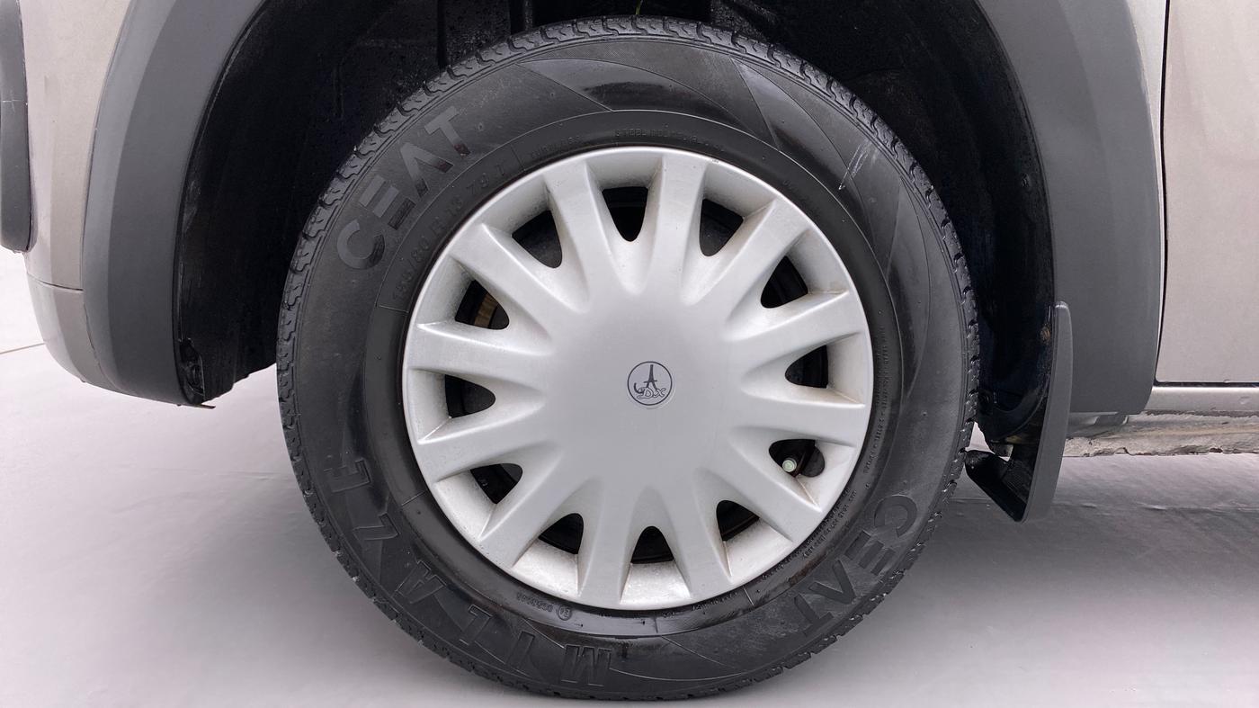 2017 Renault Kwid CLIMBER 1.0 AT, Petrol, Automatic, 39,878 km, Left Front Wheel