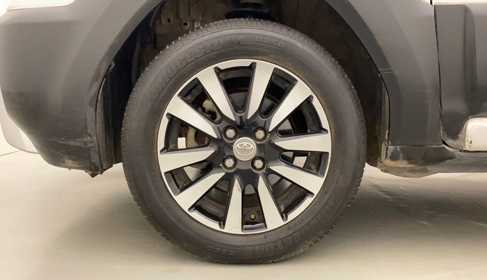 2014 Toyota Etios CROSS 1.2 G, Petrol, Manual, 74,122 km, Left Front Wheel