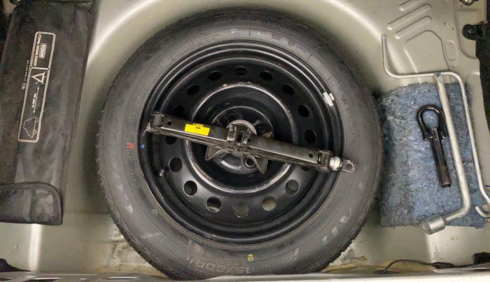 2014 Toyota Etios CROSS 1.2 G, Petrol, Manual, 74,122 km, Spare Tyre