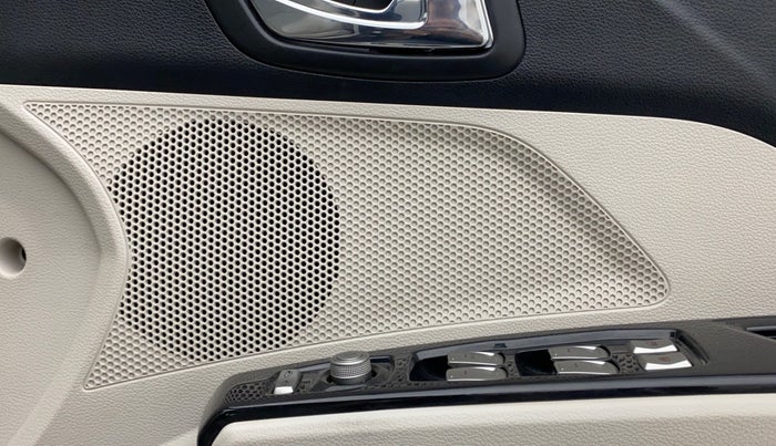 2021 Mahindra XUV300 W8 (O) 1.2 PETROL, Petrol, Manual, 9,715 km, Speaker
