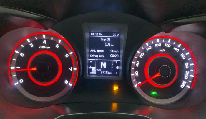 2021 Mahindra XUV300 W8 (O) 1.2 PETROL, Petrol, Manual, 9,715 km, Odometer Image