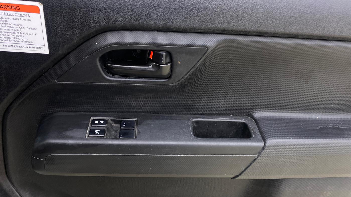2020 Maruti New Wagon-R LXI CNG (O) 1.0, CNG, Manual, 52,906 km, Driver Side Door Panels Control
