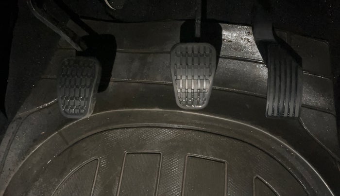 2022 Tata NEXON XE PETROL, Petrol, Manual, 16,219 km, Pedals