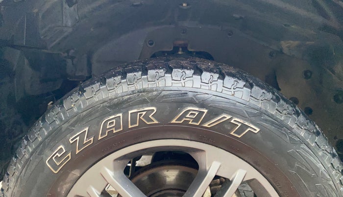 2021 Mahindra Thar LX PETROL HT 4WD AT, Petrol, Automatic, 15,895 km, Left Front Tyre Tread