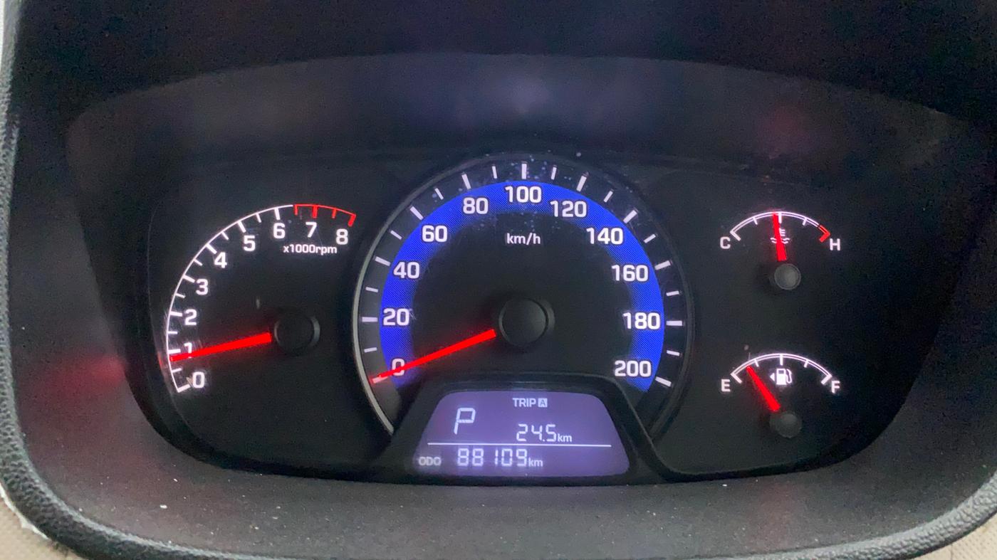 2014 Hyundai Xcent SX AT 1.2 (O), Petrol, Automatic, 88,057 km, Odometer Image
