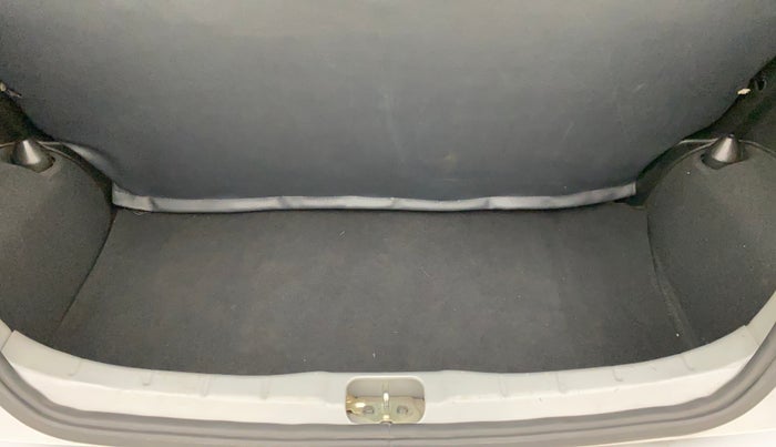 2020 Hyundai NEW SANTRO MAGNA, Petrol, Manual, 31,723 km, Boot Inside