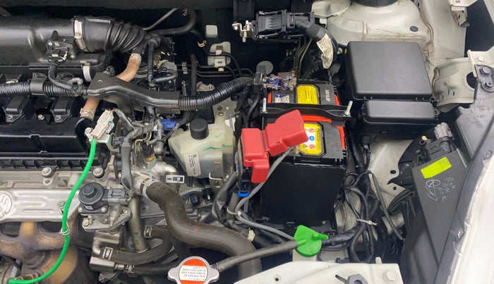 2022 Maruti Swift VXI AMT, Petrol, Automatic, 2,718 km, Engine View - Left