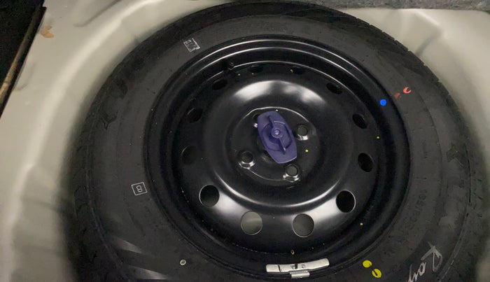 2022 Maruti Swift VXI AMT, Petrol, Automatic, 2,718 km, Spare Tyre