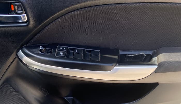 2018 Maruti Baleno DELTA PETROL 1.2, Petrol, Manual, 68,643 km, Driver Side Door Panels Control