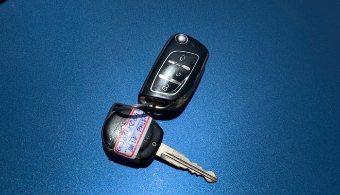2018 Maruti Baleno DELTA PETROL 1.2, Petrol, Manual, 68,643 km, Key Close Up