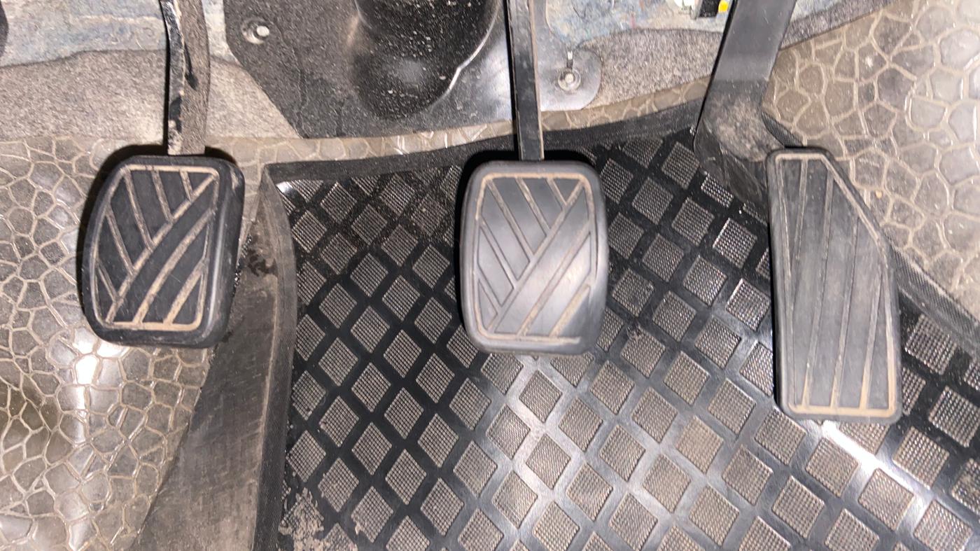 2014 Maruti Celerio VXI CNG D, CNG, Manual, 38,393 km, Pedals