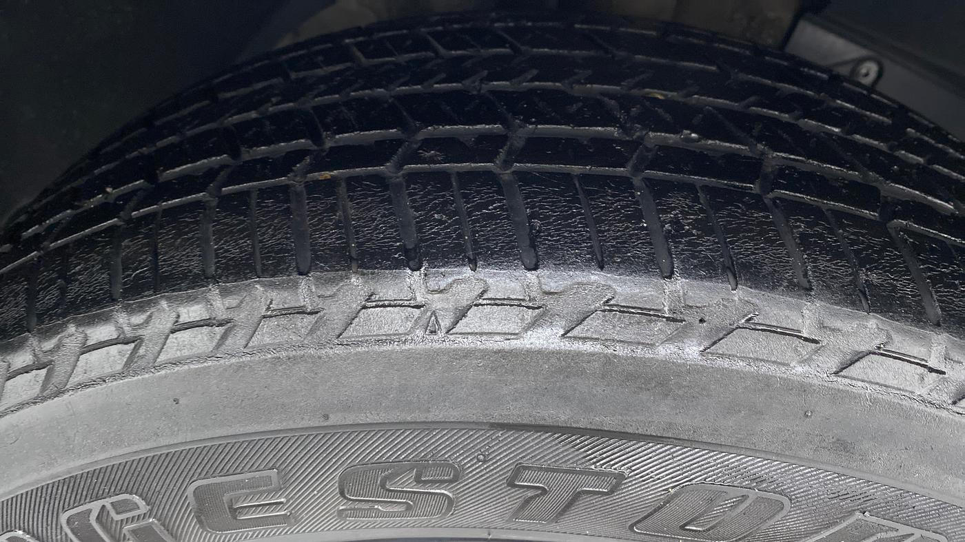2018 Mahindra XUV500 W5 FWD, Diesel, Manual, 35,913 km, Right Front Tyre Tread