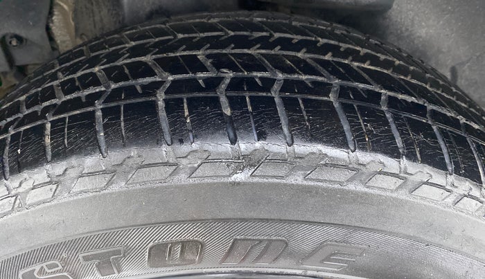 2018 Mahindra XUV500 W5 FWD, Diesel, Manual, 35,913 km, Right Rear Tyre Tread