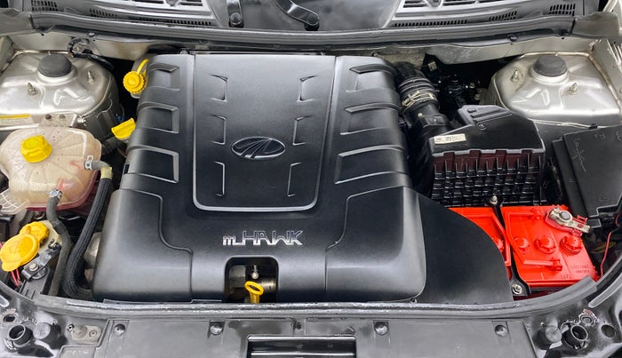 2018 Mahindra XUV500 W5 FWD, Diesel, Manual, 35,913 km, Open Bonet