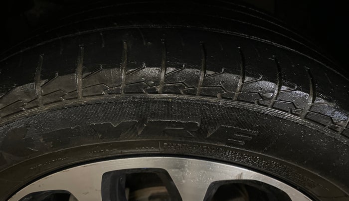 2022 Maruti Grand Vitara ZETA SMART HYBRID, Petrol, Manual, 1,13,106 km, Left Front Tyre Tread