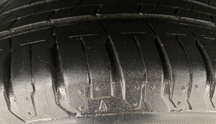 2015 Hyundai Elite i20 ASTA 1.2, Petrol, Manual, 82,017 km, Right Rear Tyre Tread