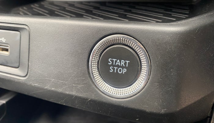 2021 Renault Kiger RXT TURBO CVT DUAL TONE, Petrol, Automatic, 38,006 km, Keyless Start/ Stop Button