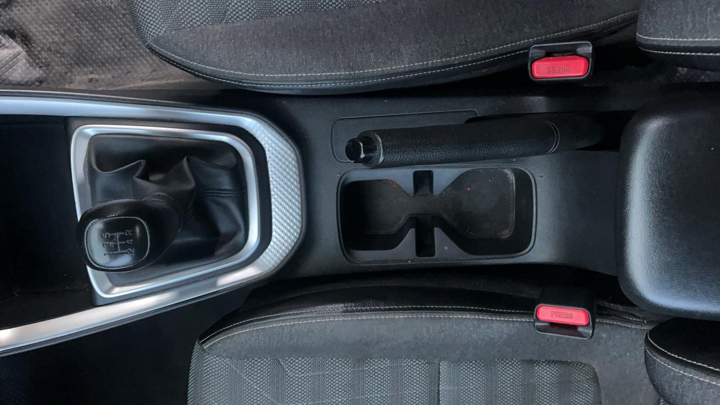 2021 KIA SONET HTK PLUS 1.2, Petrol, Manual, 50,904 km, Gear Lever