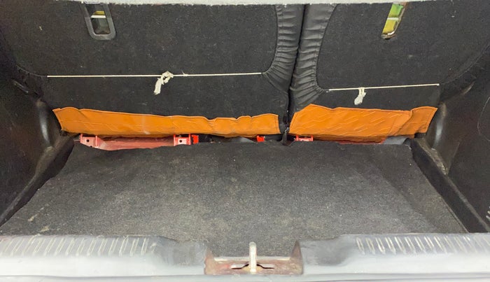 2022 Maruti Swift ZXI, Petrol, Manual, 1,12,438 km, Boot Inside