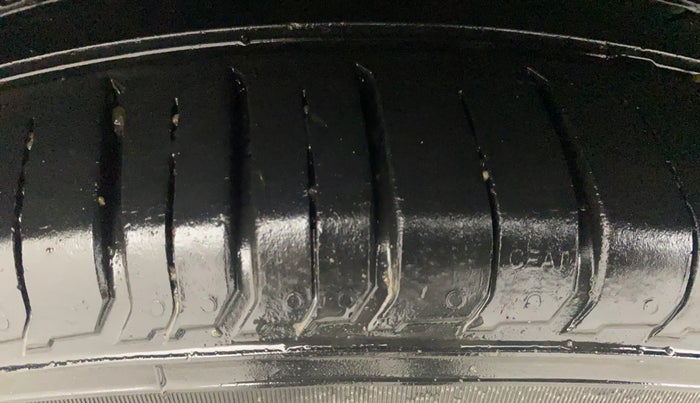 2021 Hyundai VENUE SX 1.0 TURBO IMT, Petrol, Manual, 34,472 km, Right Rear Tyre Tread