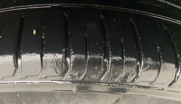 2021 Hyundai VENUE SX 1.0 TURBO IMT, Petrol, Manual, 34,472 km, Left Rear Tyre Tread