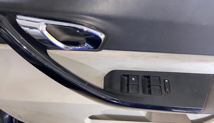 2022 Tata TIGOR XZ PLUS CNG, CNG, Manual, 53,188 km, Driver Side Door Panels Control
