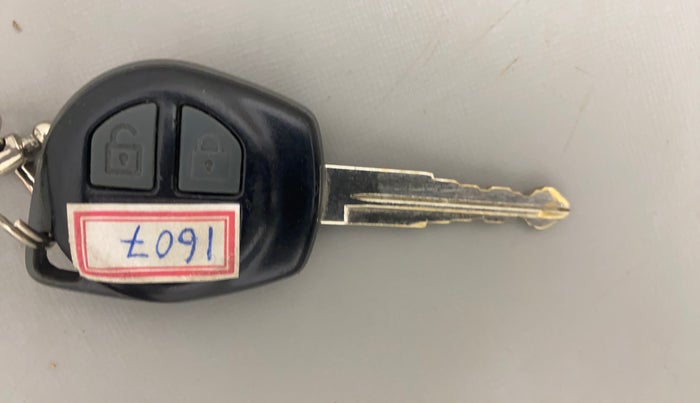 2018 Maruti Ertiga VXI, Petrol, Manual, 68,874 km, Key Close Up