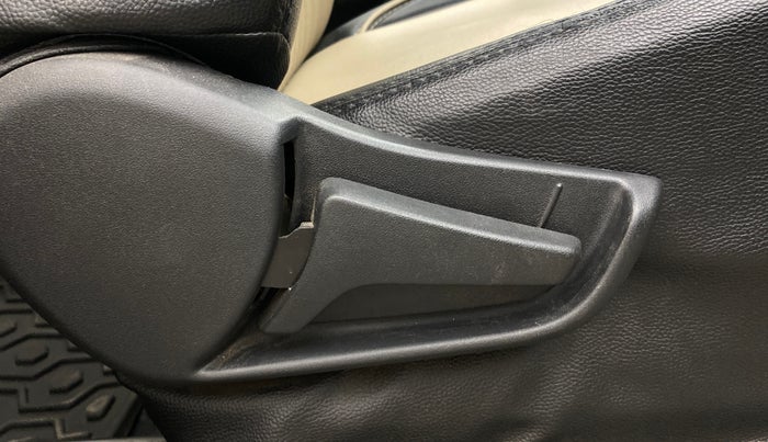 2024 Maruti Alto K10 VXI PLUS, Petrol, Manual, 49,678 km, Driver Side Adjustment Panel