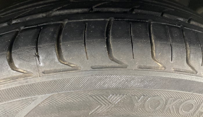 2019 Ford FREESTYLE TITANIUM 1.2 PETROL, Petrol, Manual, 58,779 km, Right Front Tyre Tread