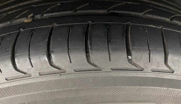 2019 Ford FREESTYLE TITANIUM 1.2 PETROL, Petrol, Manual, 58,779 km, Left Rear Tyre Tread