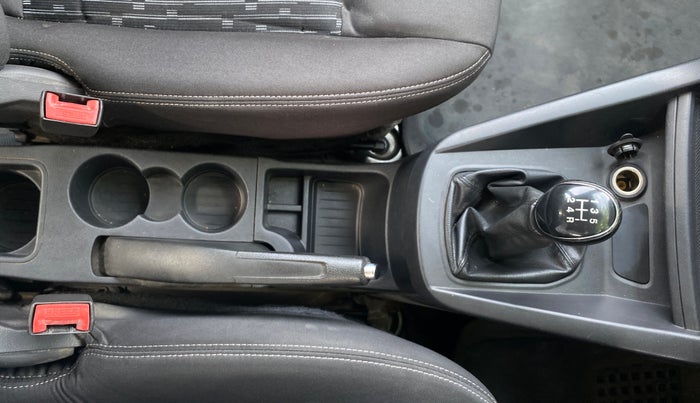 2016 Ford New Figo TREND 1.2 PETROL, Petrol, Manual, 57,248 km, Gear Lever