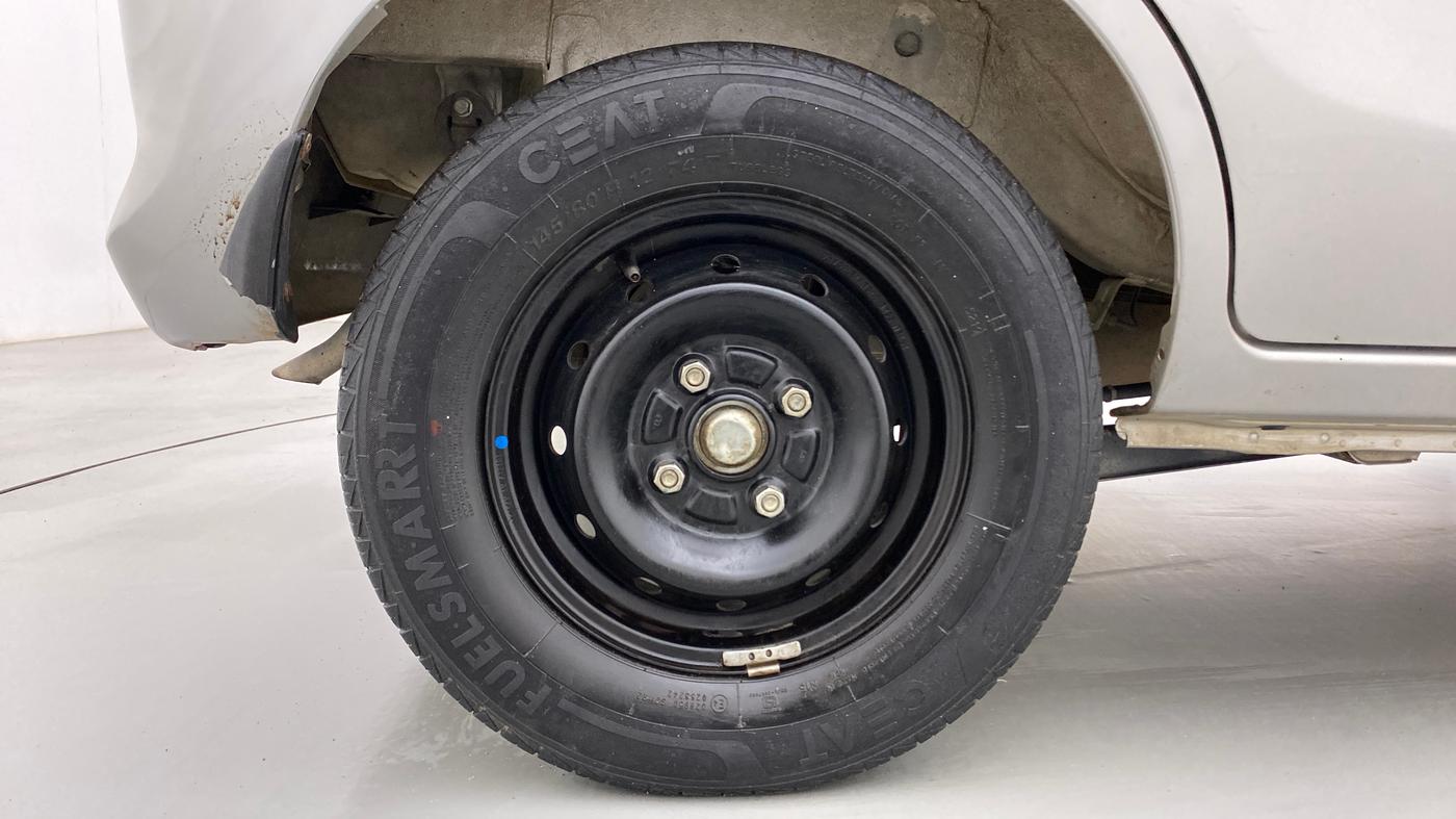 2020 Maruti Alto LXI, Petrol, Manual, 44,790 km, Right Rear Wheel