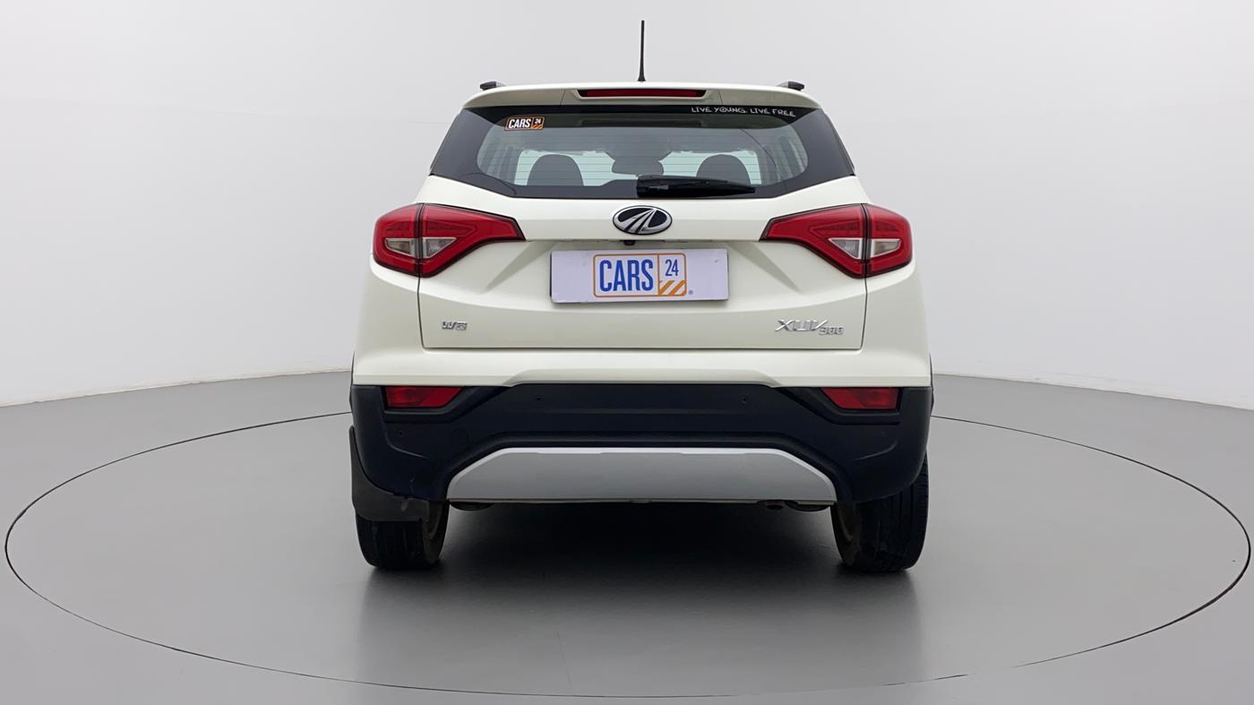 2020 Mahindra XUV300 W8 1.5 DIESEL, Diesel, Manual, 59,013 km, Back/Rear