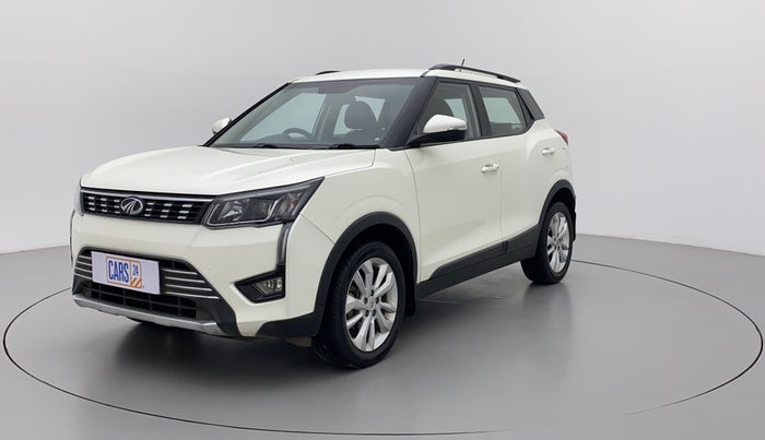 2020 Mahindra XUV300 W8 1.5 DIESEL, Diesel, Manual, 59,013 km, Left Front Diagonal