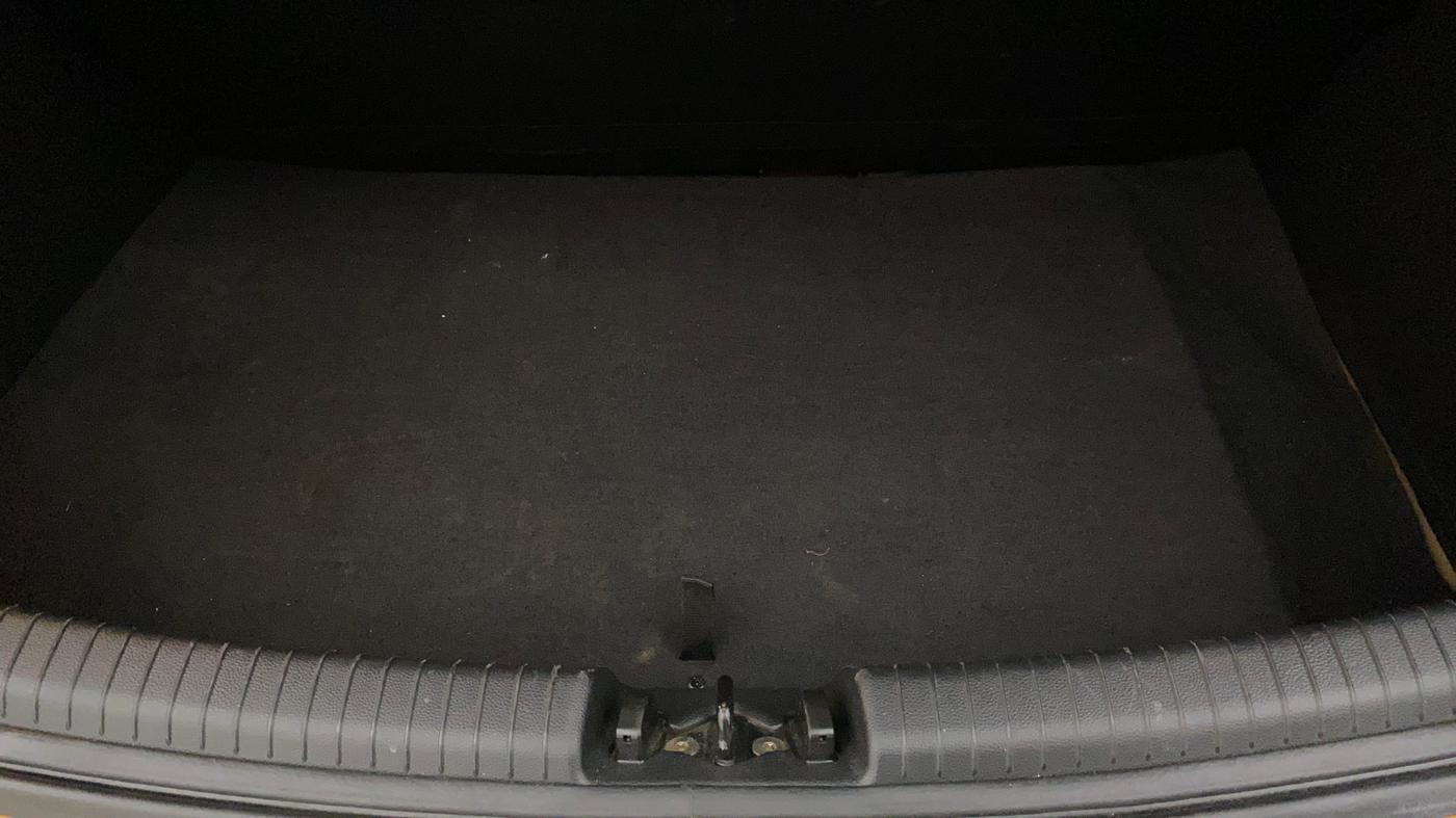 2016 Hyundai Grand i10 ASTA AT 1.2 KAPPA VTVT, Petrol, Automatic, 73,899 km, Boot Inside