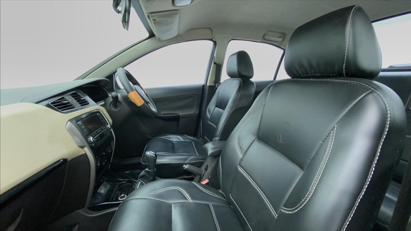 2016 Tata Zest XMS QUADRAJET 90PS, Diesel, Manual, 99,840 km, Right Side Front Door Cabin View