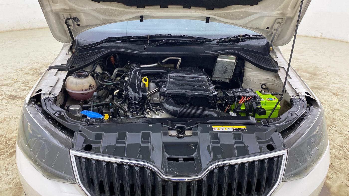 2021 Skoda Rapid 1.0 AMBITION TSI MT, Petrol, Manual, 89,136 km, Engine View