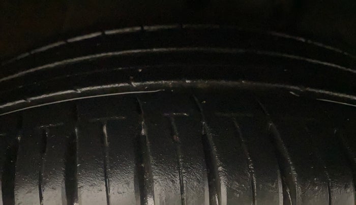 2018 Maruti Dzire ZXI PLUS, Petrol, Manual, 17,406 km, Right Front Tyre Tread