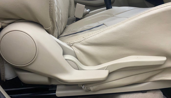 2018 Maruti Dzire ZXI PLUS, Petrol, Manual, 17,406 km, Driver Side Adjustment Panel