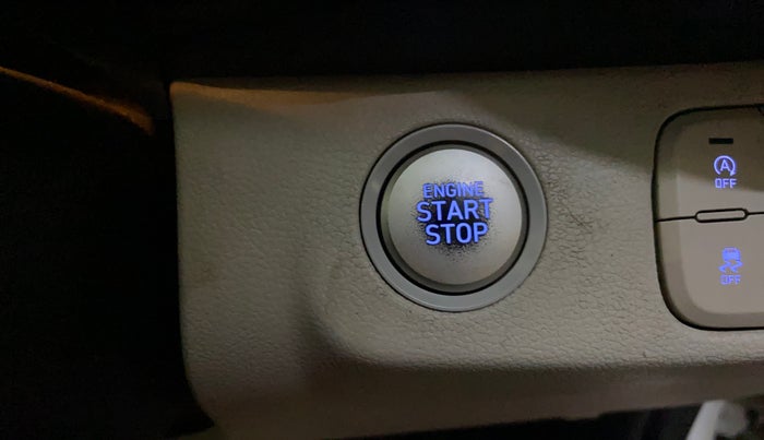 2023 Hyundai VENUE SX 1.2 PETROL, Petrol, Manual, 24,199 km, Keyless Start/ Stop Button