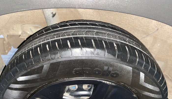 2023 Hyundai VENUE SX 1.2 PETROL, Petrol, Manual, 24,199 km, Right Rear Tyre Tread