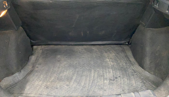 2020 Tata NEXON XM SUNROOF DIESEL, Diesel, Manual, 36,490 km, Dicky (Boot door) - Parcel tray missing