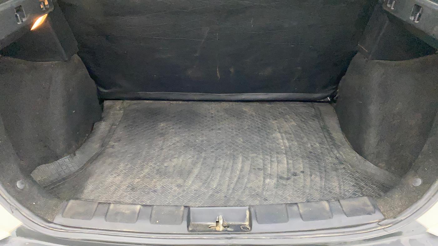 2020 Tata NEXON XM SUNROOF DIESEL, Diesel, Manual, 36,490 km, Boot Inside