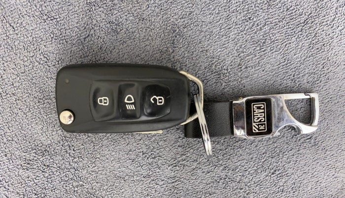 2020 Tata NEXON XM SUNROOF DIESEL, Diesel, Manual, 36,490 km, Key Close Up