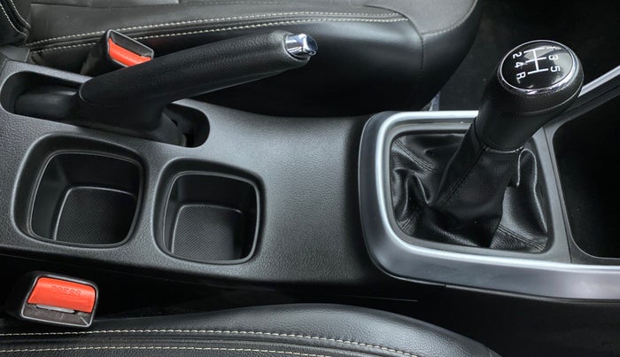 2020 Maruti S Cross ALPHA 1.5, Petrol, Manual, 6,133 km, Gear Lever
