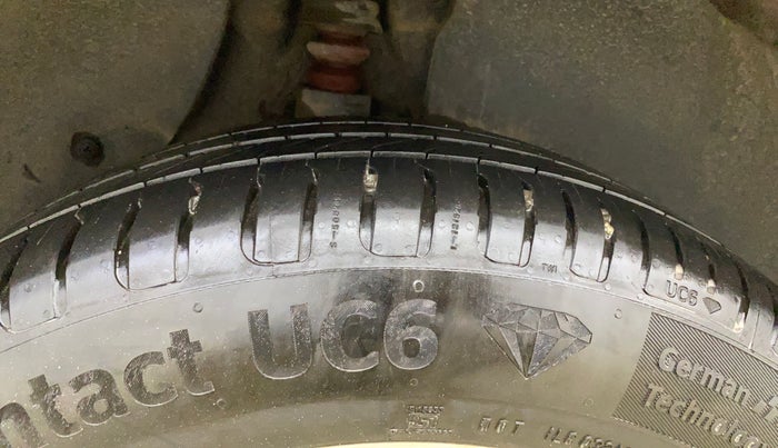 2016 Hyundai Creta SX PLUS AT 1.6 PETROL, Petrol, Automatic, 76,045 km, Right Rear Tyre Tread