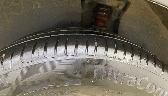 2016 Hyundai Creta SX PLUS AT 1.6 PETROL, Petrol, Automatic, 76,045 km, Left Rear Tyre Tread