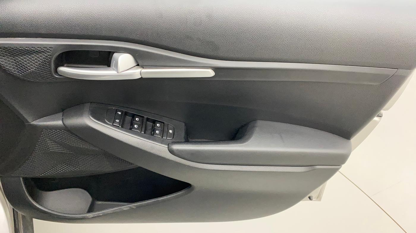 2022 KIA SELTOS HTK 1.5 PETROL, Petrol, Manual, 14,556 km, Driver Side Door Panels Control