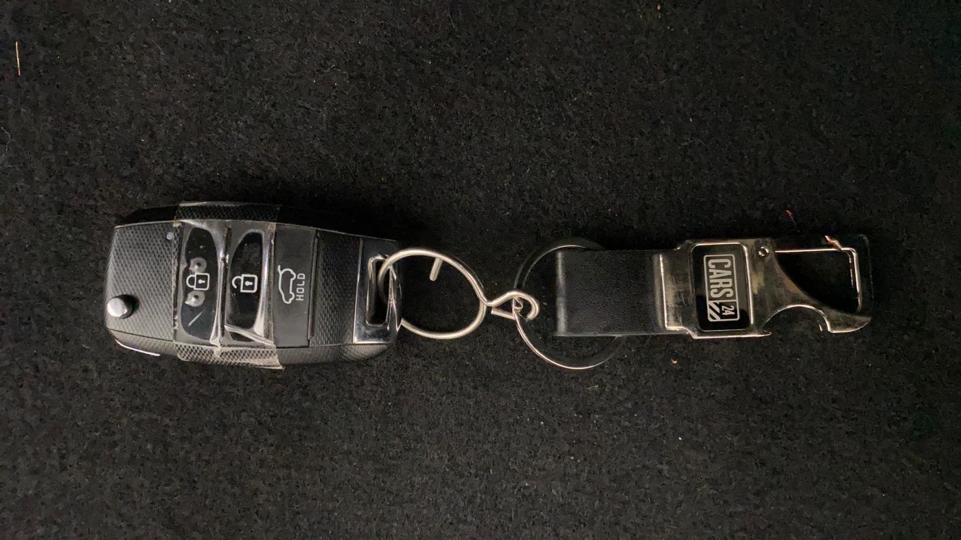 2022 KIA SELTOS HTK 1.5 PETROL, Petrol, Manual, 14,556 km, Key Close Up